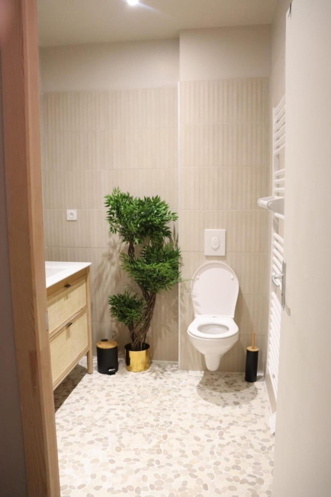 Loveroom Japon Avec Balneotherapie Toulon Dış mekan fotoğraf