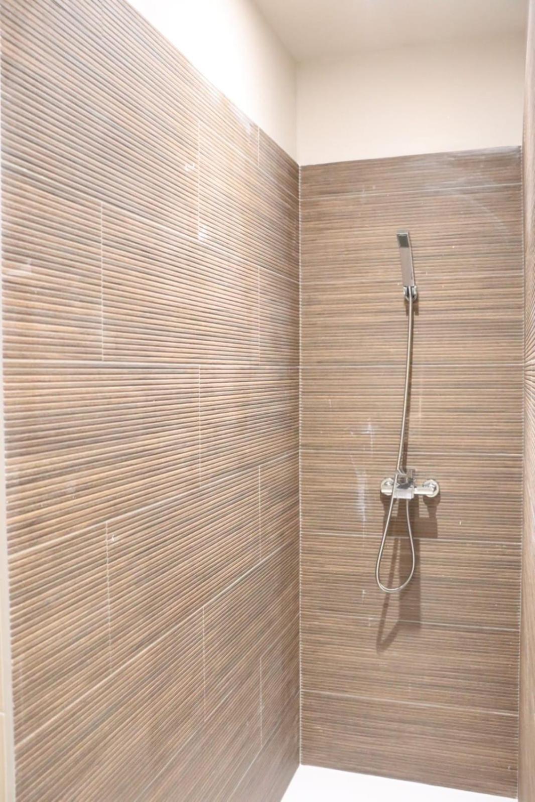 Loveroom Japon Avec Balneotherapie Toulon Dış mekan fotoğraf