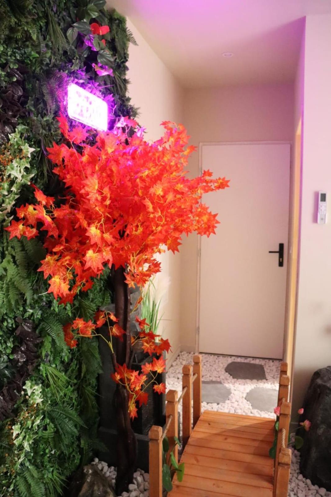 Loveroom Japon Avec Balneotherapie Toulon Dış mekan fotoğraf