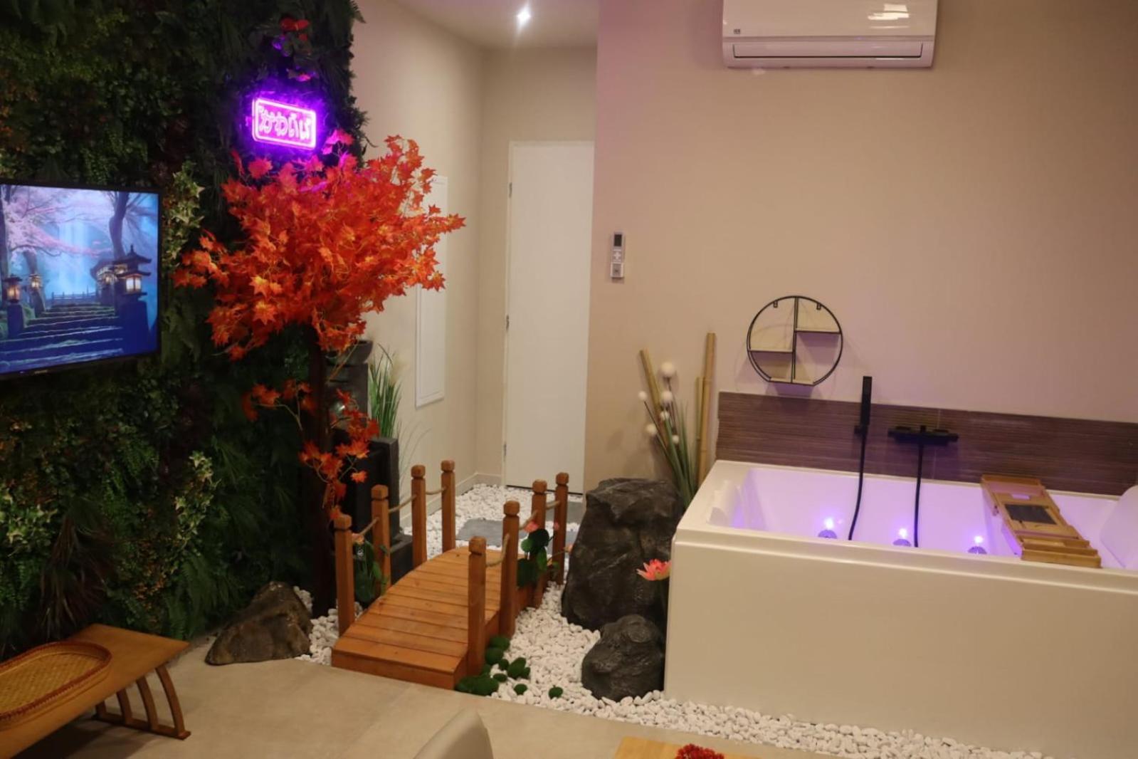 Loveroom Japon Avec Balneotherapie Toulon Dış mekan fotoğraf